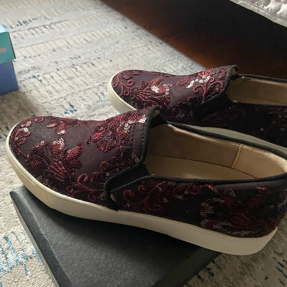 Naturalizer Marianne Bordo Lace with Sequins Loafers. Size 7. NWB - Picture 4 of 5